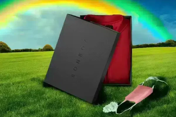 Apparel Packaging Boxes